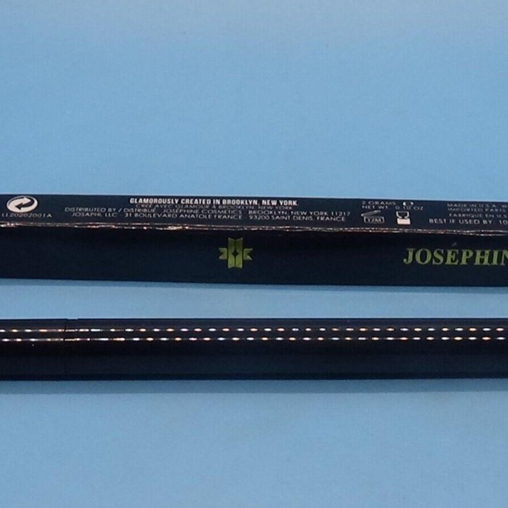 NIB JOSEPHINE EYE/DEFINE - THE WATERPROOF GRAPHIC EYELINER, MEET JOLIE (BLACK)